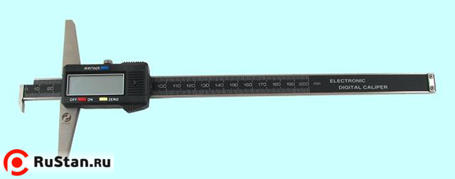Штангенглубиномер 0- 200мм ШГ-200, электронный, цена дел. 0.01 c зацепом "CNIC" (241-325) фото №1