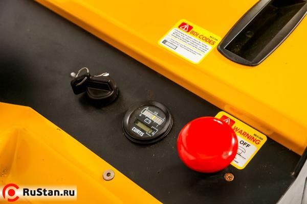 Штабелер электрический самоходный с платформой TOR 1,5т 3,0м ES15DE фото №4 Штабелер электрический самоходный с платформой TOR 1,5т 3,0м ES15DE фото №4