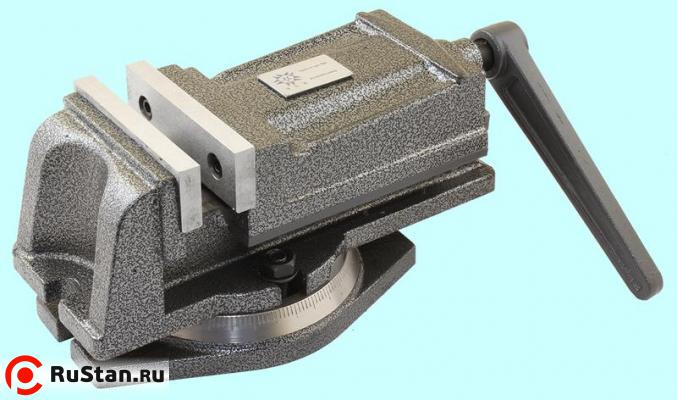 Тиски Станочные 100мм чугунные поворотные с закрытым винтом, ход губок 75мм QH100 "TLX" фото №1