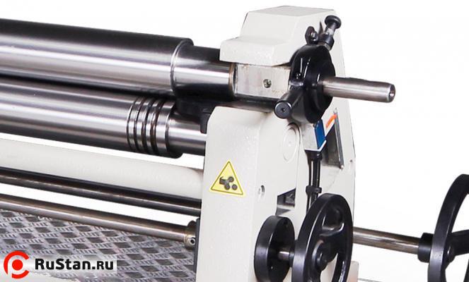 Вальцовочный станок электрический IRM 2050x130 фото №2 Вальцы IRM 2050x130 фото №2