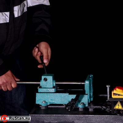 Ленточнопильный станок по металлу AURA LM-115U/220 фото №7 AURA LM-115U/220 фото №7