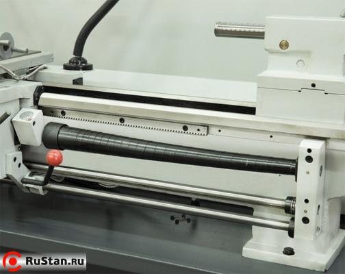 На ходовой винт смонтирован защитный кожух для защиты от стружки. фото №9 METAL MASTER X3270 фото №9