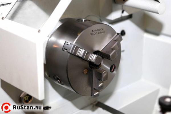 Модель оснащена трехкулачковым патроном диаметром 160 мм и эргономичной защитой со смотровым окошком. фото №9 METAL MASTER X32100M фото №9