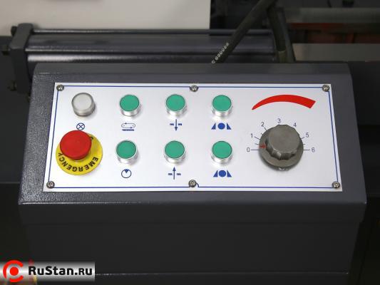 Особенностью станка является то, что органы управления вынесены на отдельную панель. фото №4 METAL MASTER MGH-350Z фото №4