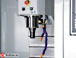 Электропневматический зажим инструмента. Встроенный станочный светильник большой мощности. Защитные кожухи из нержавеющей стали фото №4 F100 CNC фото №4