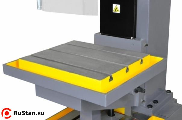 Вертикальный сверлильный станок с коробчатой стойкой CORMAK Z5132A фото №2 Вертикальный сверлильный станок с коробчатой стойкой CORMAK Z5132A фото №2