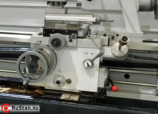 Станок оснащен функцией быстрого перемещения суппорта. фото №22 METAL MASTER Z46150 фото №22