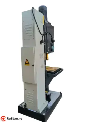 Вид сзади. Колонный сверлильный станок REALREZ Z5150 фото №3 Вид сзади. Колонный сверлильный станок REALREZ Z5150 фото №3